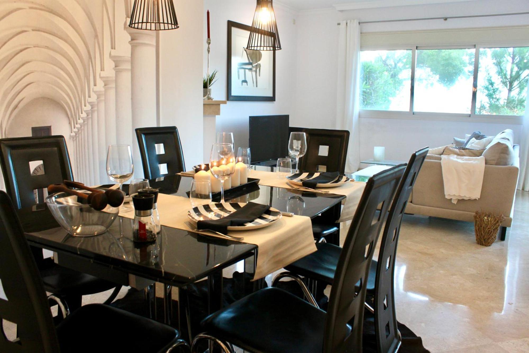Elegant And Spacious Garden Apartment With Beautiful Views Ojén Buitenkant foto